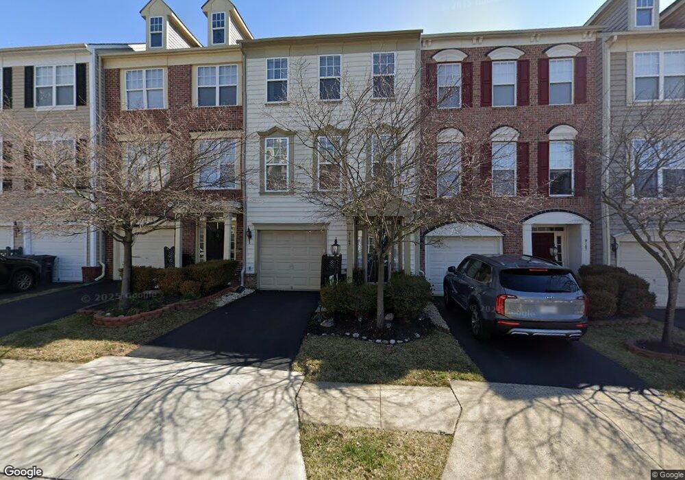 9165 Ribbon Falls Loop, Bristow, VA 20136 - photo 1