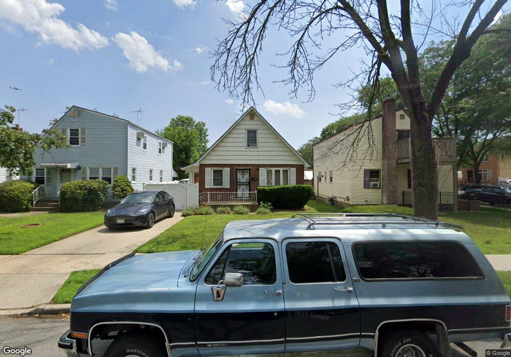 26808 78th Ave, Glen Oaks, NY 11004 - photo 1