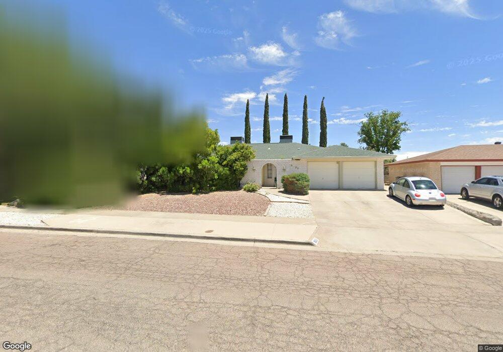 10233 Woodway Dr, El Paso, TX 79925 - photo 1