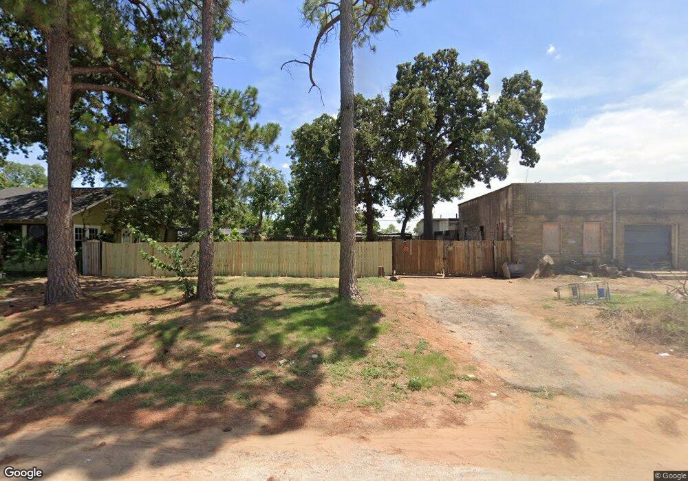 3208 Chenault St, Fort Worth, TX 76111 - photo 1