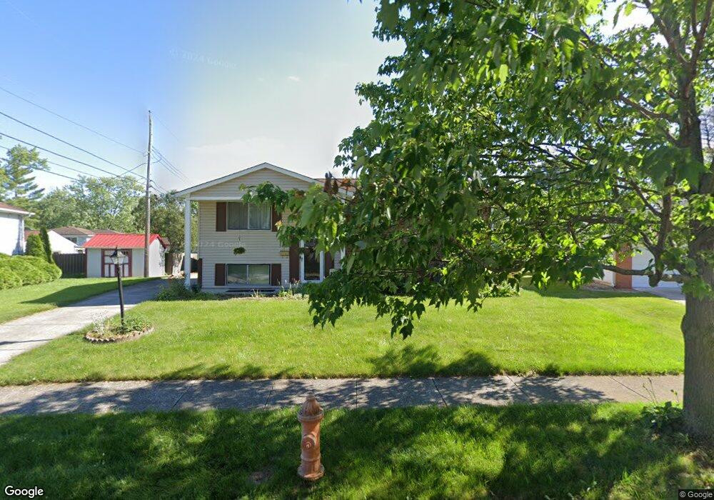 5239 Jameson Dr, Columbus, OH 43232 - photo 1