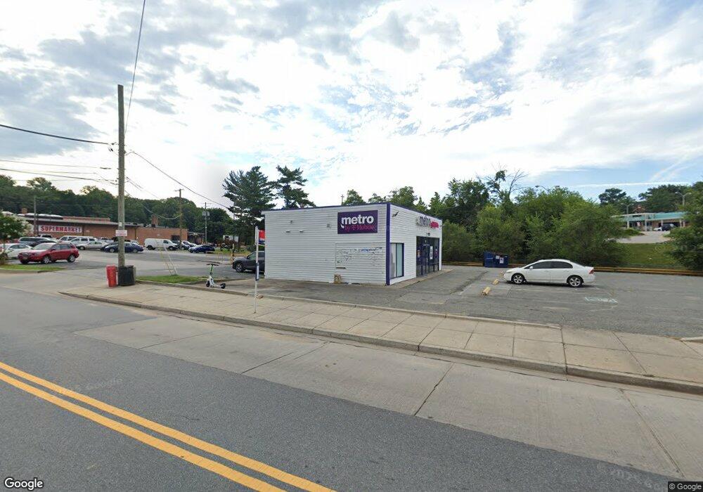 5701 Riverdale Rd, Riverdale, MD 20737 - photo 1