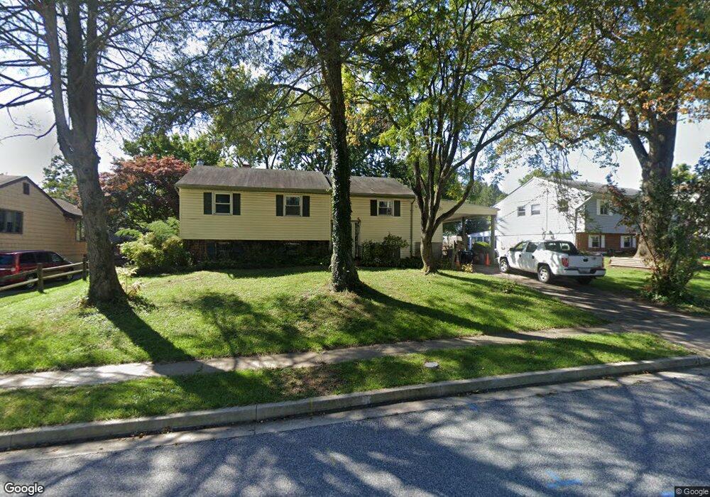 818 Suburbian Rd, Reisterstown, MD 21136 - photo 1