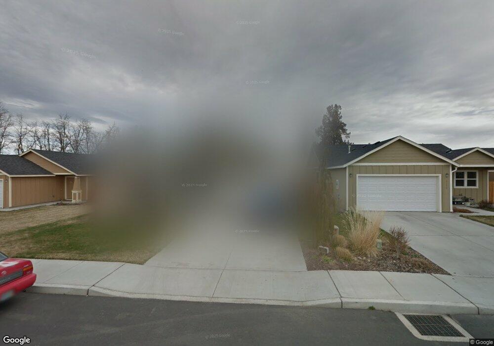 3199 SW Peridot Ave, Redmond, OR 97756 - photo 1