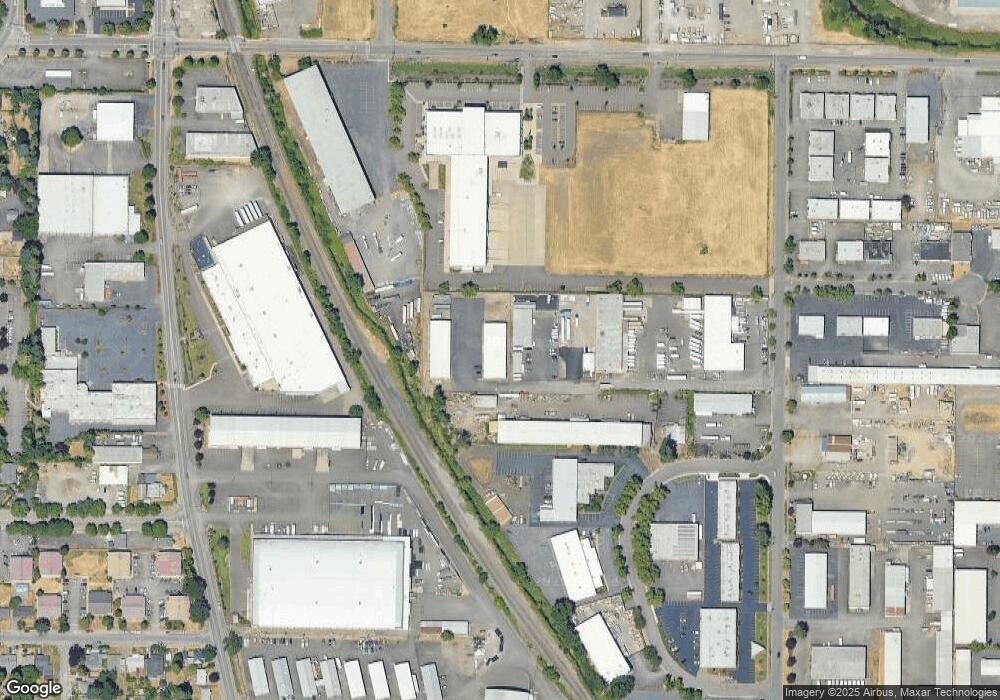 2715 19th St SE, Salem, OR 97302 - photo 1