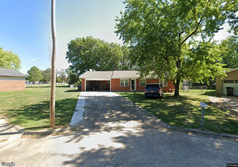 834 Mingo Ct, Claremore, OK 74017 - photo 1