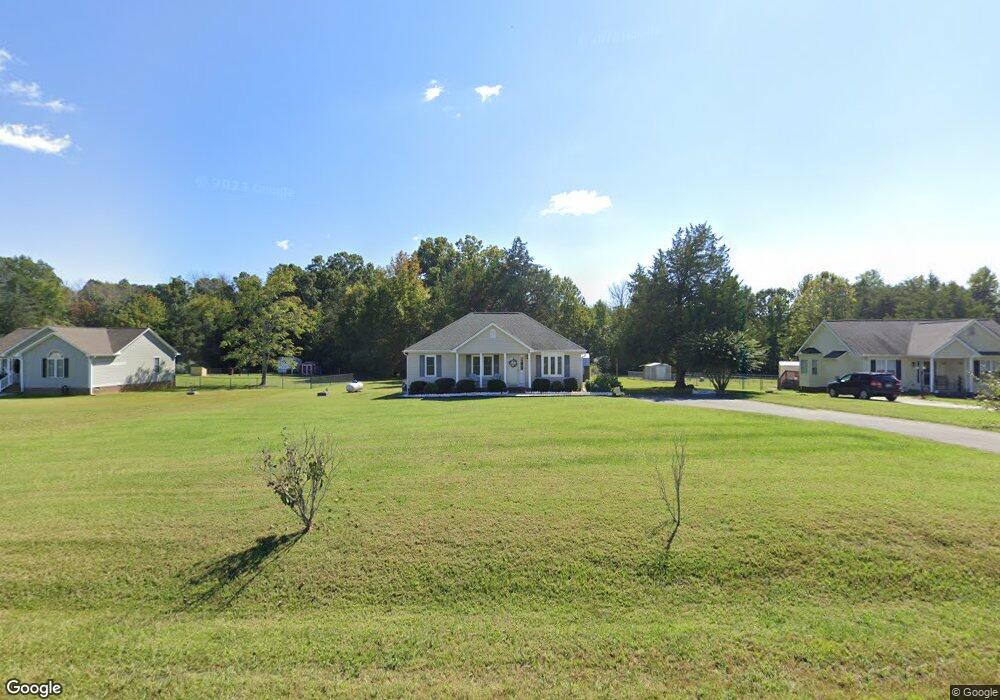 2467 Foxfire Ln, Burlington, NC 27217 - photo 1