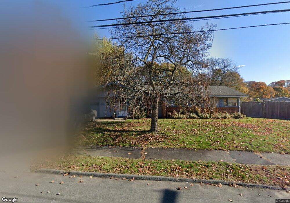 25 N Belgian Rd, Danvers, MA 01923 - photo 1