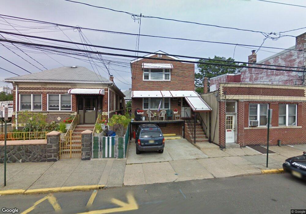 253 Main St, Cliffside Park, NJ 07010 - photo 1