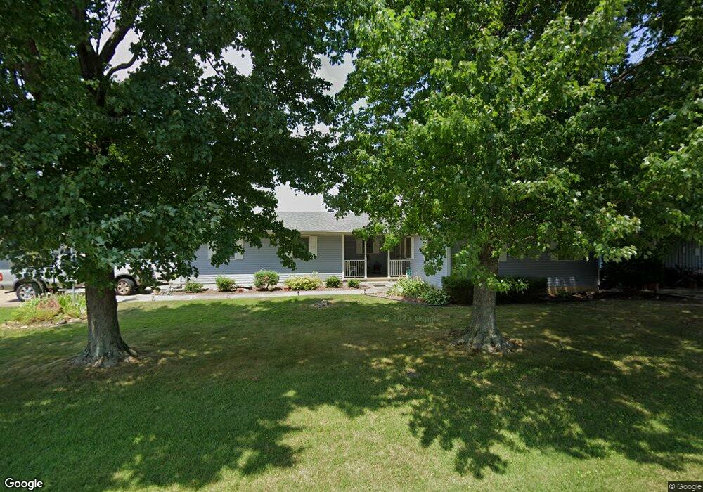 308 E Ulen St, Fort Branch, IN 47648 - photo 1