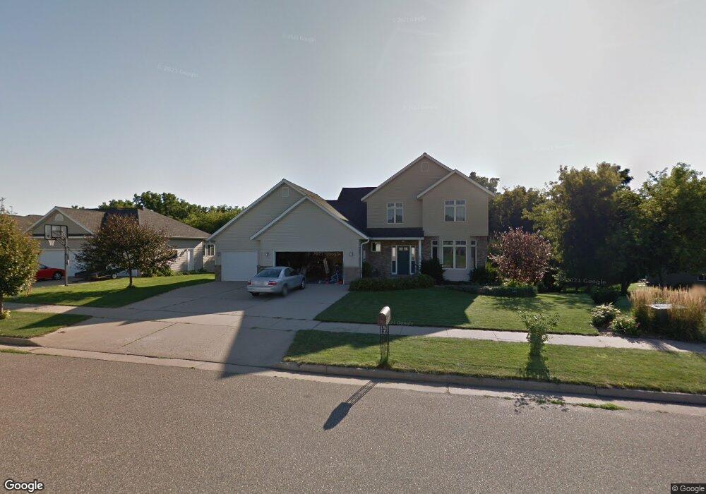 3013 West Ridge Dr, Eau Claire, WI 54703 - photo 1