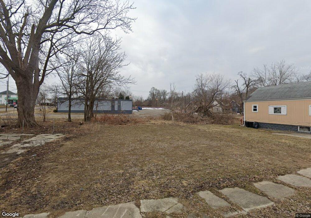 109 Tillinghast Place, Flint, MI 48503 - photo 1