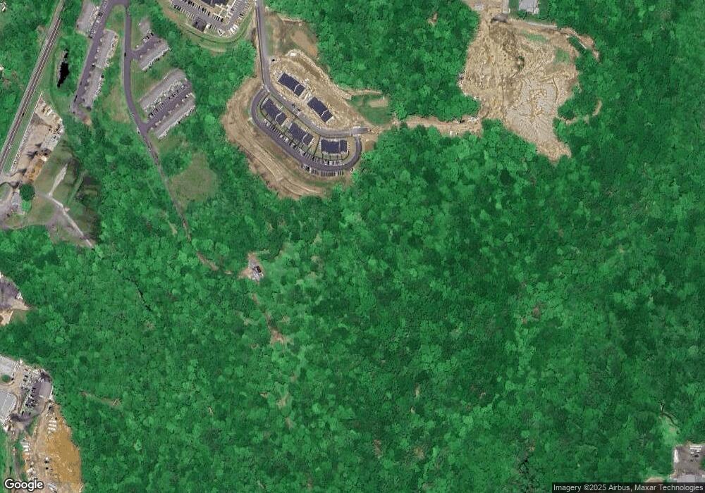 803 Lake Vista Dr unit 803, East Hampton, CT 06424 - photo 1