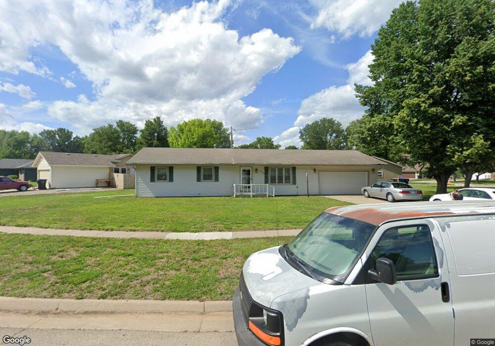 598 Griswold St, Rossville, KS 66533 - photo 1