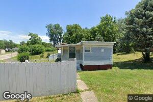 443 Lawrence St, Barry, IL 62312