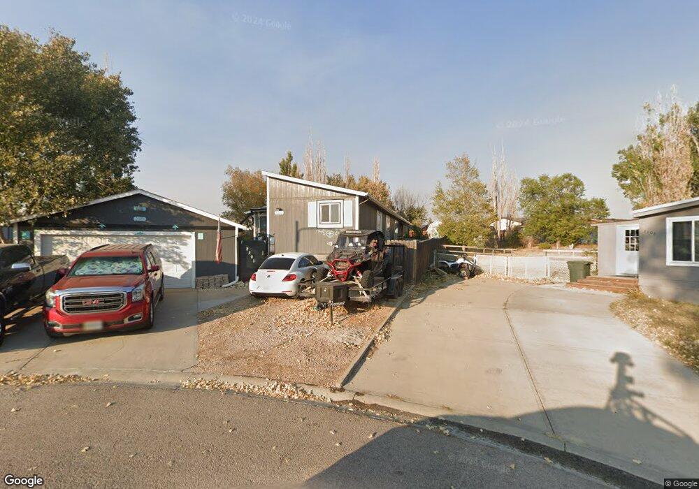 2201 Jane Ct, Gillette, WY 82718 - photo 1