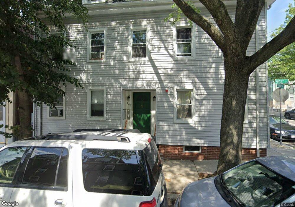 241 Hurley St unit 6, Cambridge, MA 02141 - photo 1