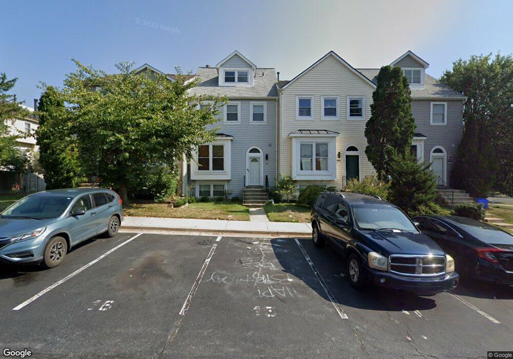 4242 Red Maple Ct, Burtonsville, MD 20866 - photo 1