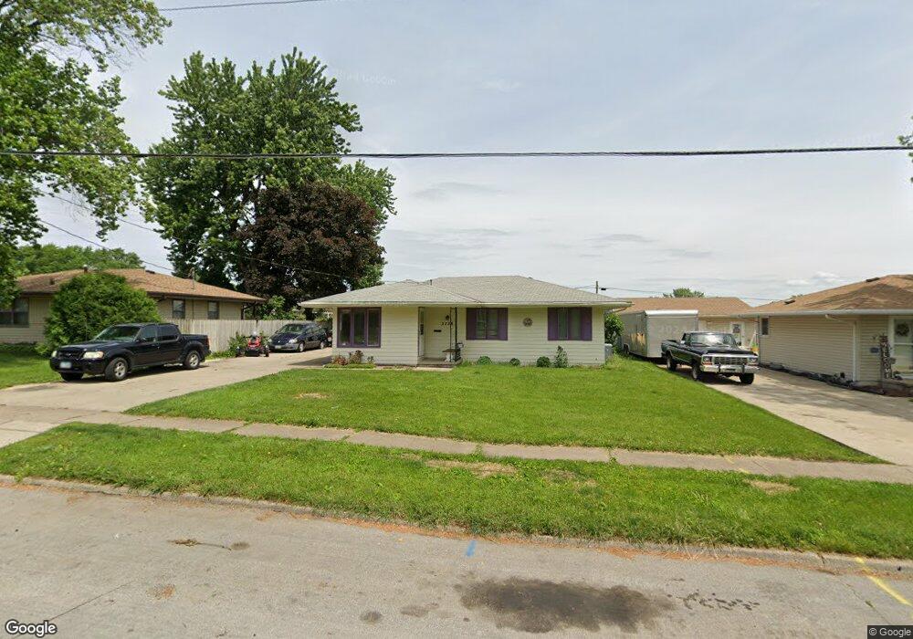 2728 E Tiffin Ave, Des Moines, IA 50317 - photo 1