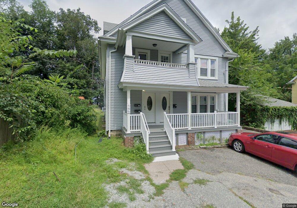 86 Chapin St, Chicopee, MA 01013 - photo 1