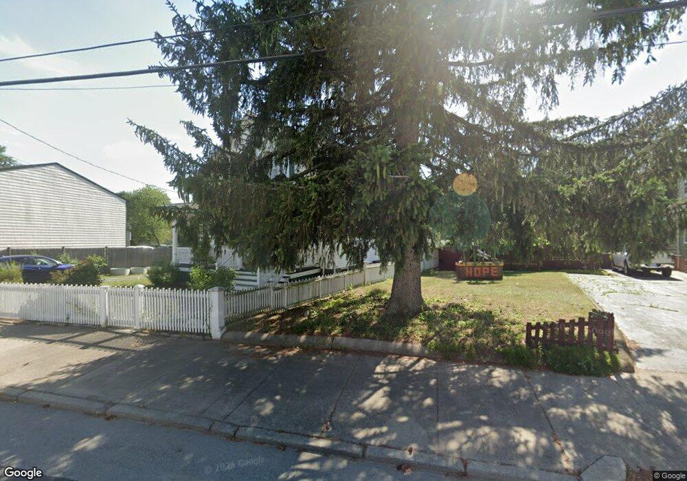 62 Power Rd, Pawtucket, RI 02860 - photo 1