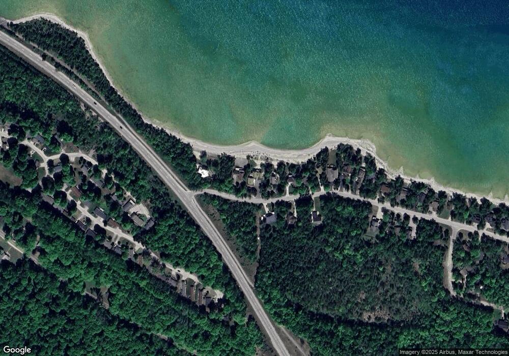 7657 9 Mile Point Dr, Charlevoix, MI 49720 - photo 1