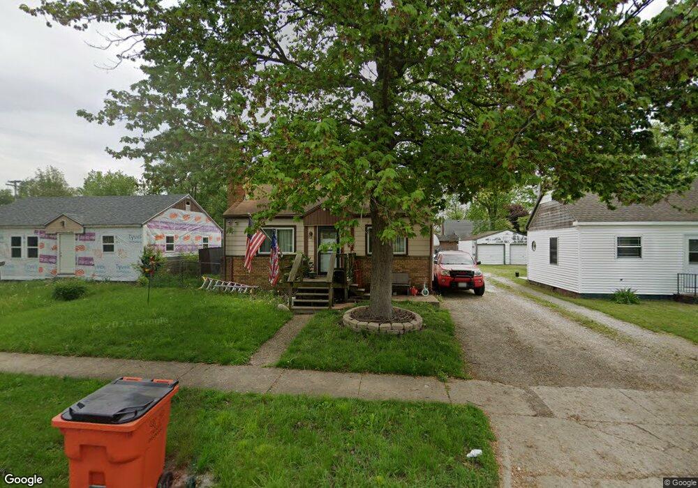 1204 S 14th St, Mattoon, IL 61938 - photo 1