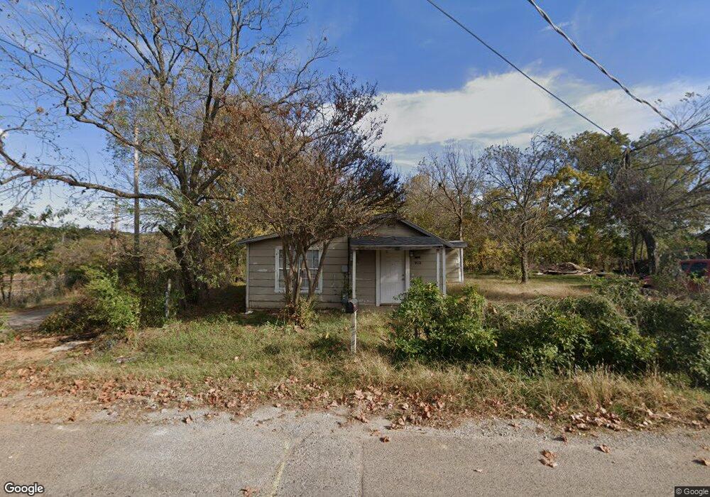 912 NE 2nd Ave, Durant, OK 74701 - photo 1