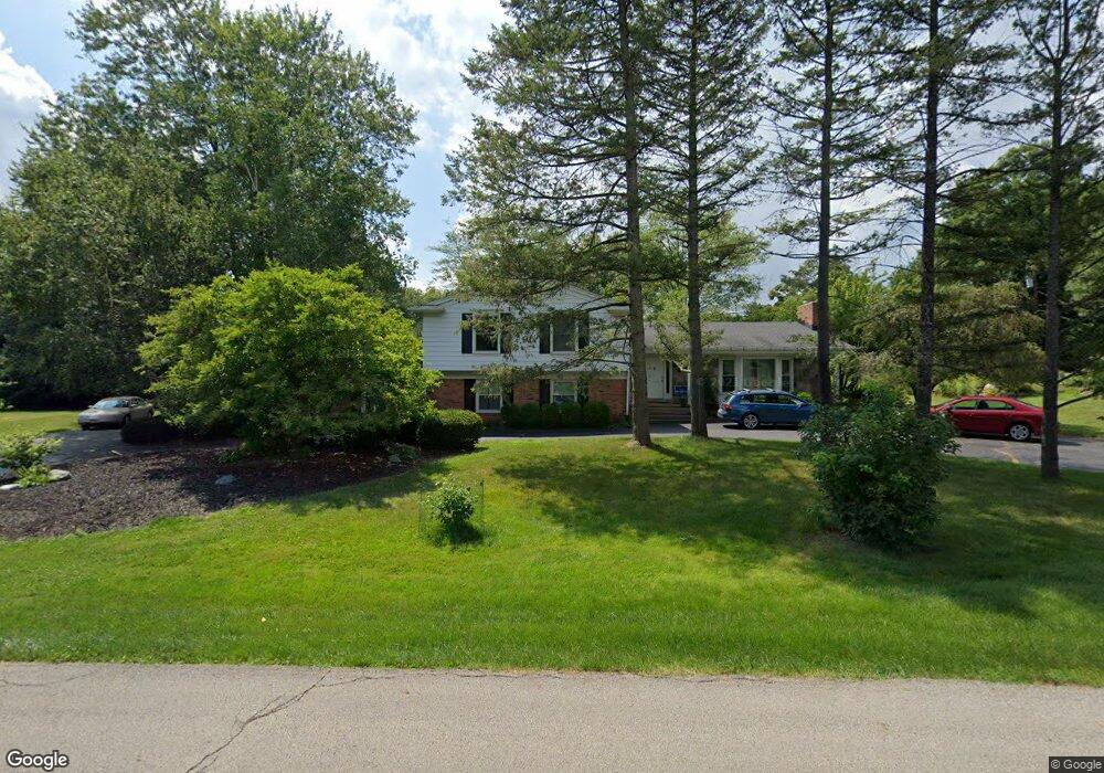 1659 Spotswood Dr, Bloomfield Hills, MI 48302 - photo 1