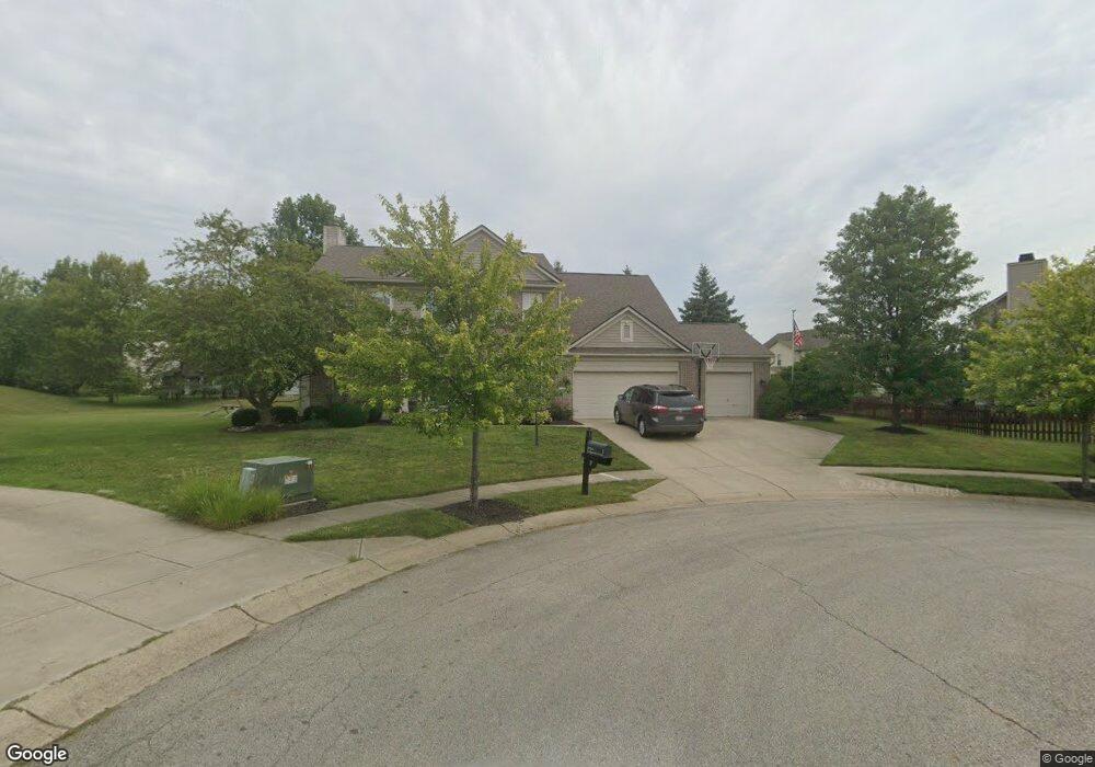 11766 Ledgestone Cir, Fishers, IN 46037 - photo 1