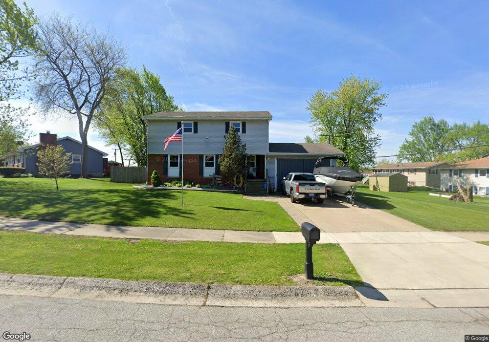 115 Hemlock Ln, Crown Point, IN 46307 - photo 1