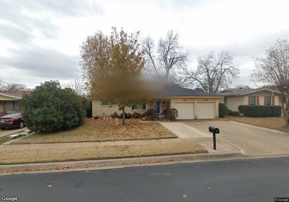 705 Willow St, Hurst, TX 76053 - photo 1