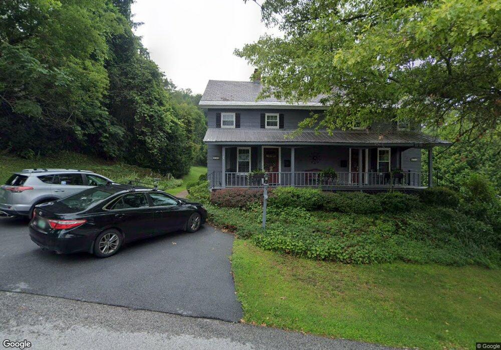 9 Patch St, Proctor, VT 05765 - photo 1