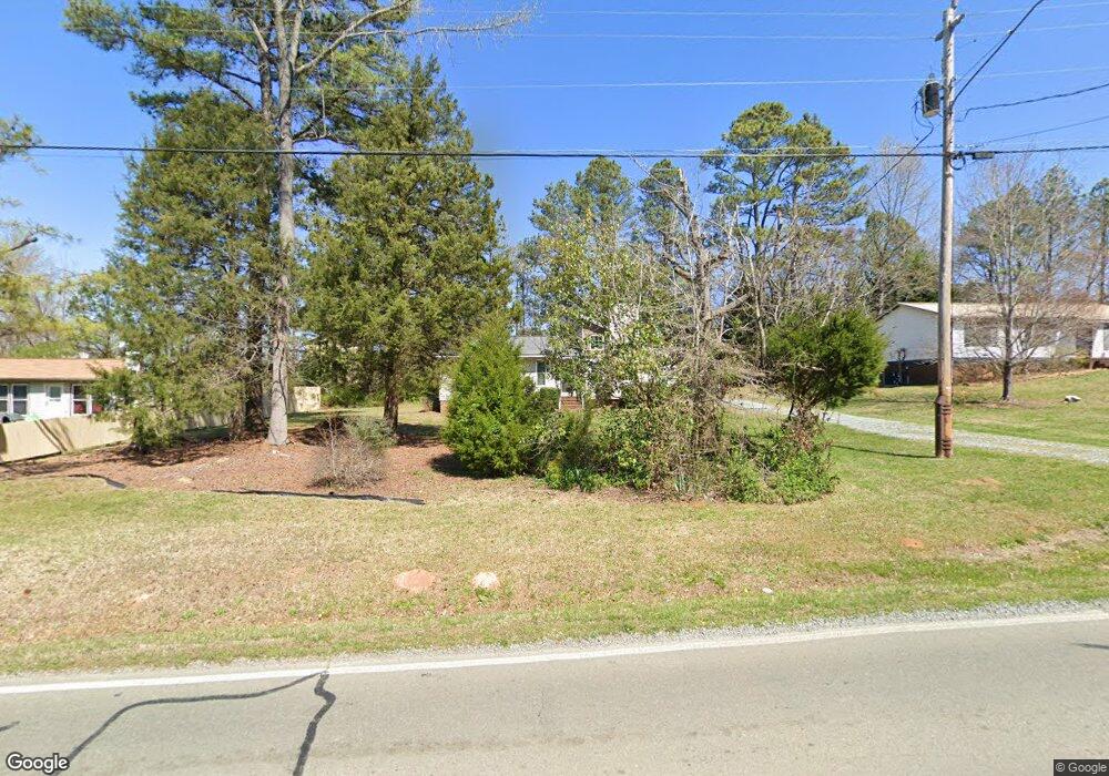 1816 N Chatham Ave, Siler City, NC 27344 - photo 1