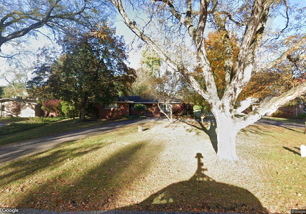 3495 W Breckenridge Ln, Bloomfield Hills, MI 48301 - photo 1