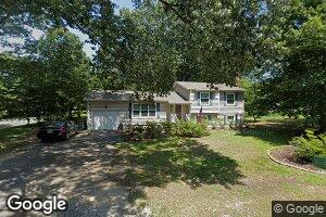 7481 Matoaka Ave, Gloucester Point, VA 23062