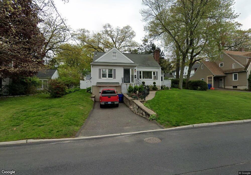 770 Cooke St, Waterbury, CT 06710 - photo 1