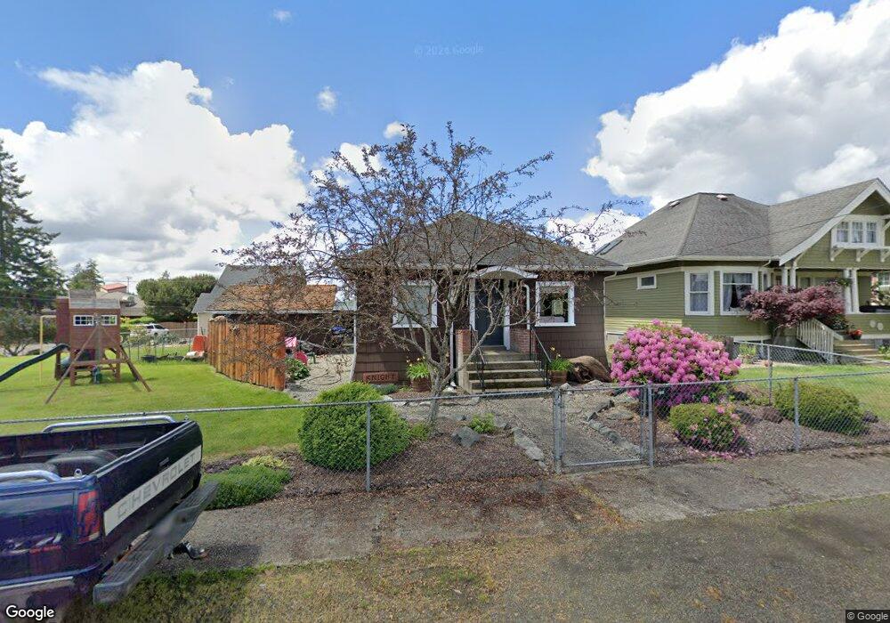 210 13th St, Raymond, WA 98577 - photo 1