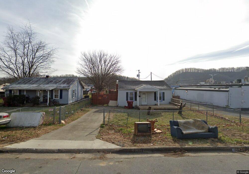 1308 E Myrtle Ave, Johnson City, TN 37601 - photo 1