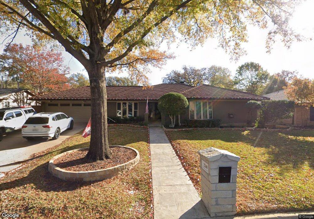 2240 Farrington Ln, Hurst, TX 76054 - photo 1