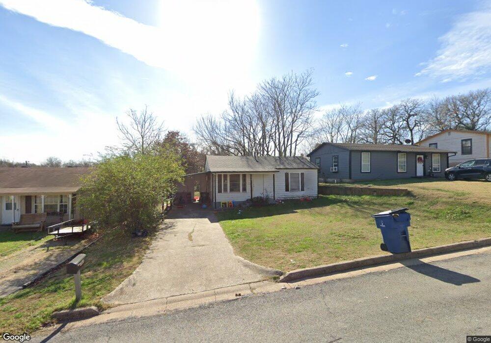 1024 W Texas St, Denison, TX 75020 - photo 1