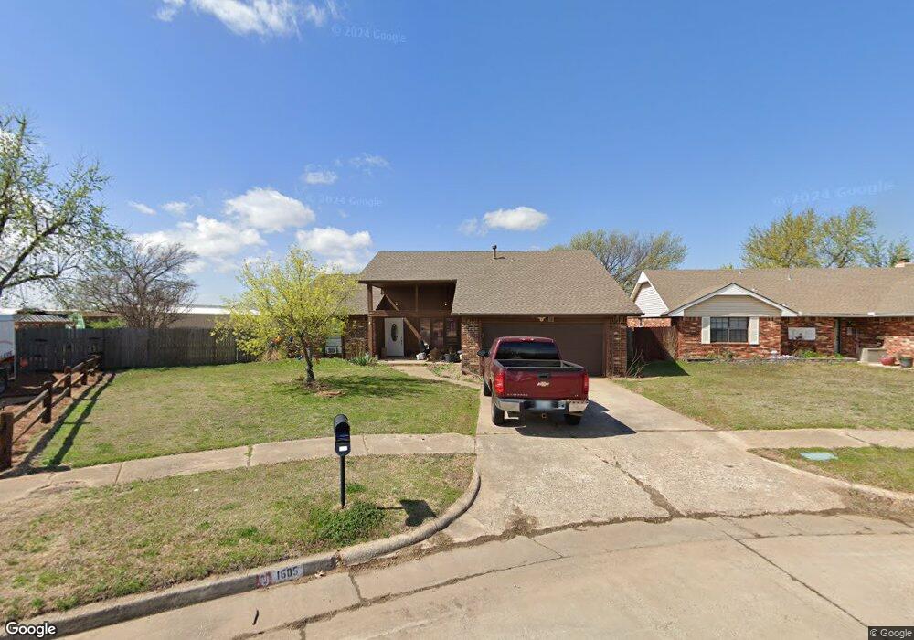 1605 Smoking Tree St, Moore, OK 73160 - photo 1