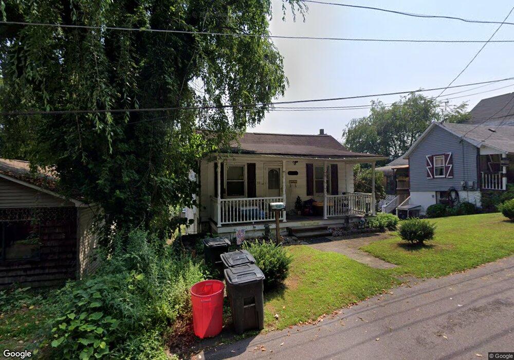 39 E Enterprise St, Glen Lyon, PA 18617 - photo 1