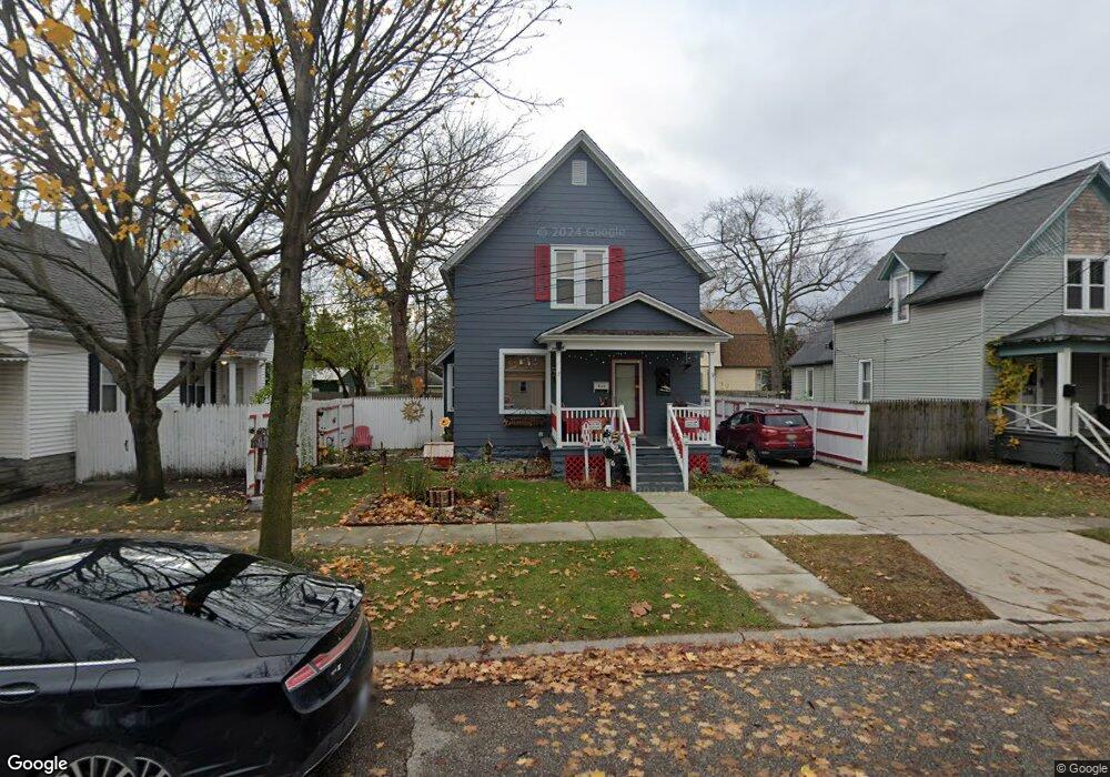624 Division St, Port Huron, MI 48060 - photo 1