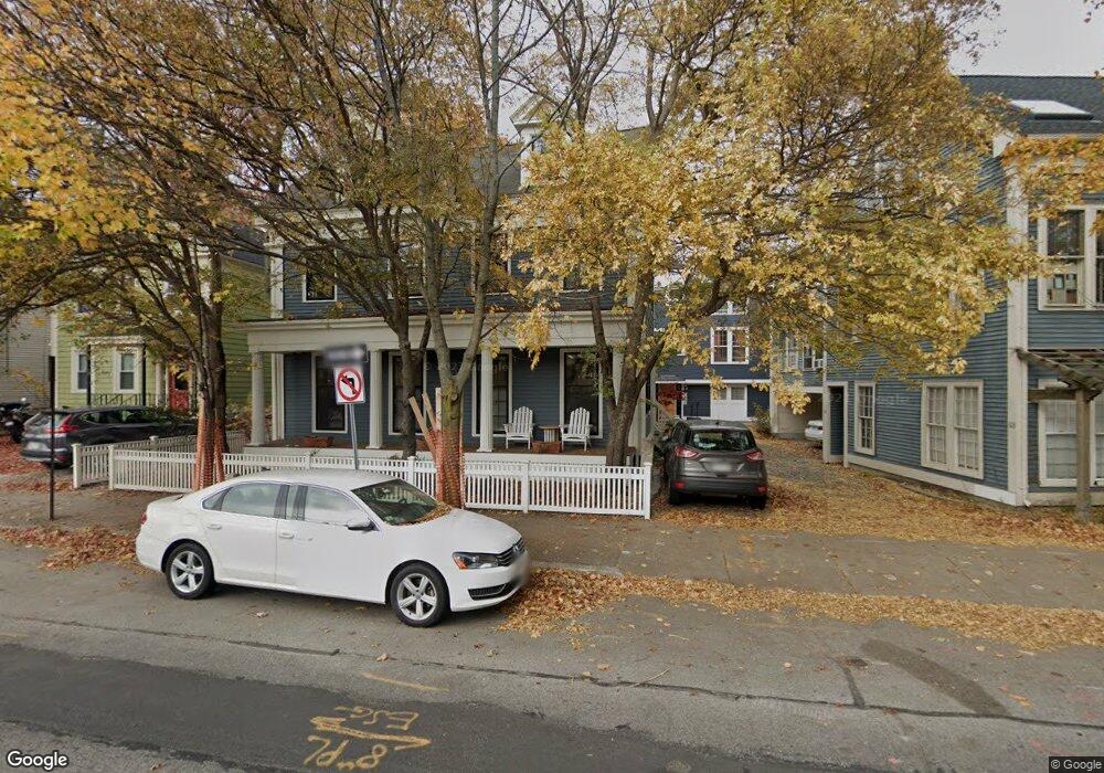 113 River St unit 3, Cambridge, MA 02139 - photo 1