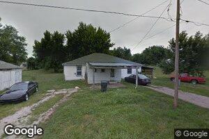 660 W 10th St, Horton, KS 66439