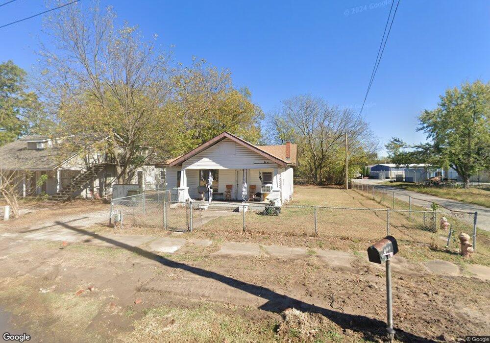 321 S Taft Ave, Okmulgee, OK 74447 - photo 1