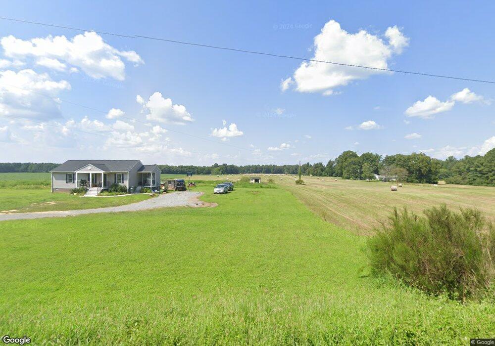 437 Seatons Ln, West Point, VA 23181 - photo 1