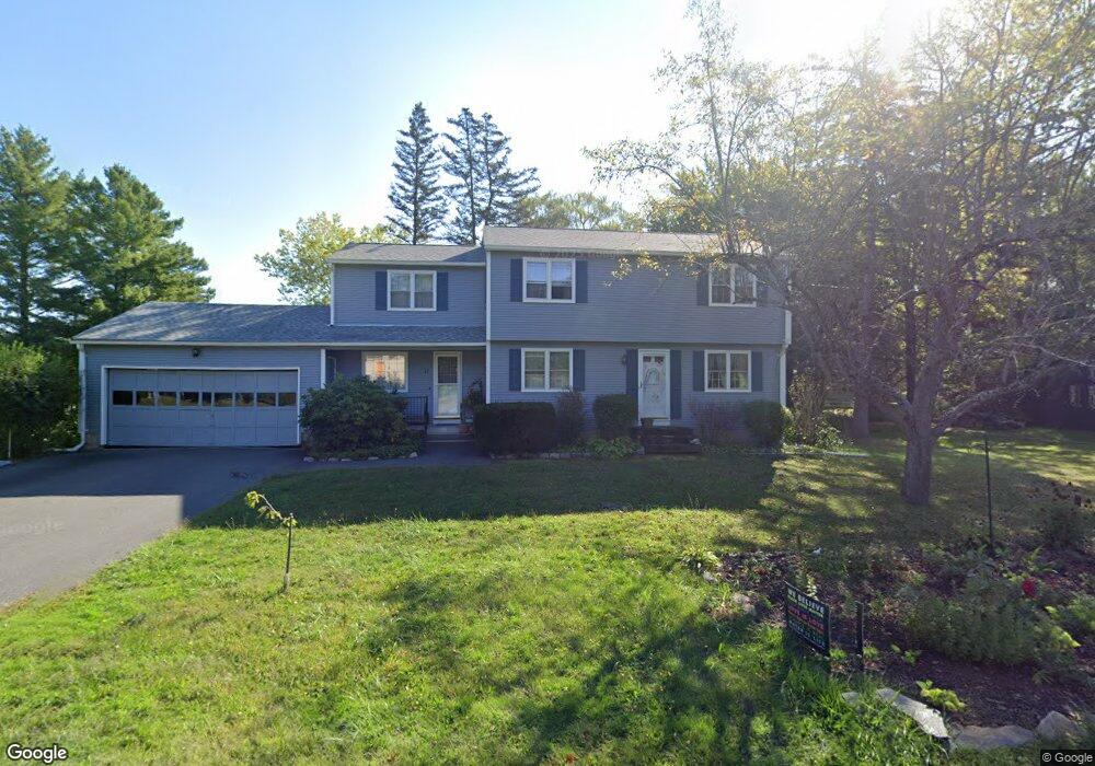 17 Chesterfield Dr, Amherst, MA 01002 - photo 1