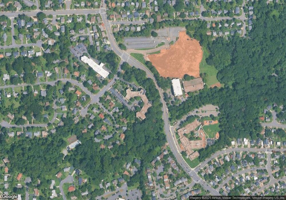 600 S Carlin Springs Rd, Arlington, VA 22204 - photo 1